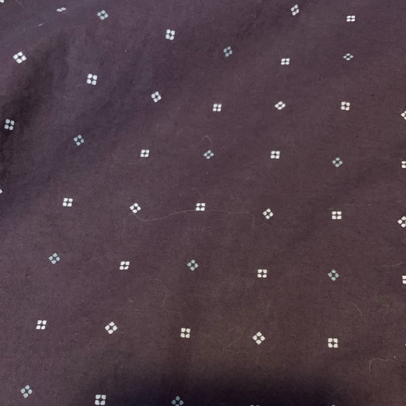 Men’s Express button-down - Picture 2 of 4